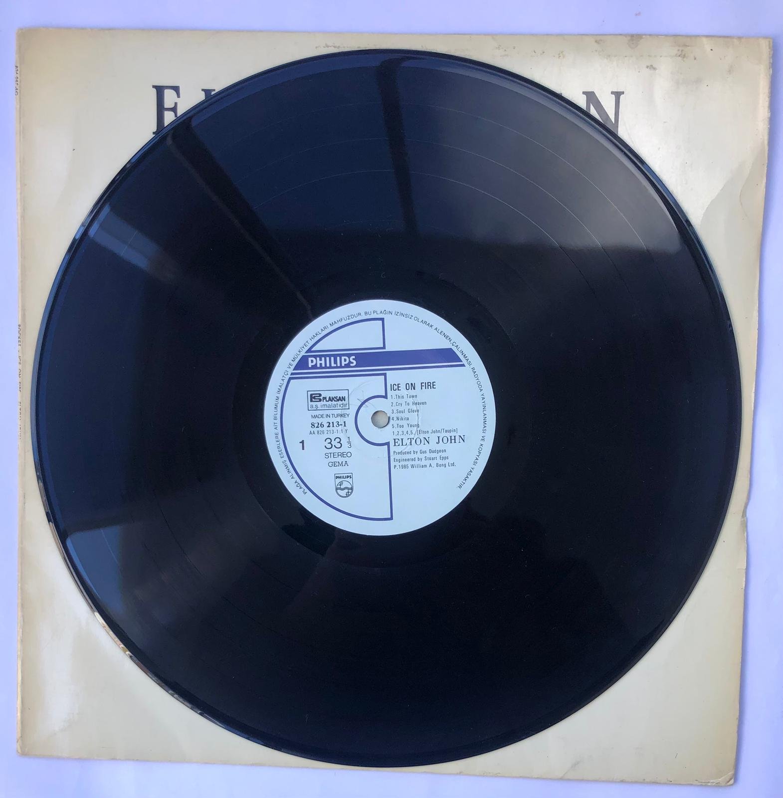 Elton John – Ice On Fire Plak
