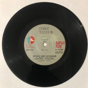 Ferdi Tayfur - Benim Gibi Sevenler / Söz Geçmiyor Gönlüme