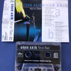 Onur Akın, Asi ve Mavi, Kaset