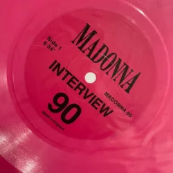Madonna Interview 90 Pembe Kalp Plak