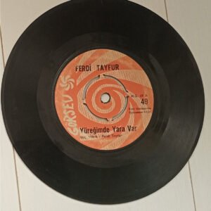 Ferdi Tayfur – Yüreğimde Yara Var / Bana Gerçekleri Söyle Görsev Plak